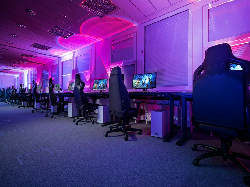 Aim training station