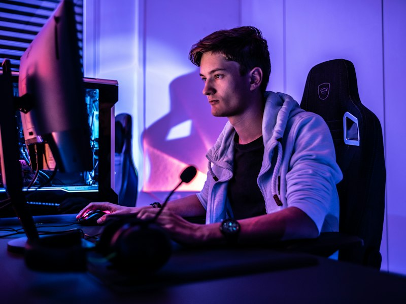LAN night crowd
